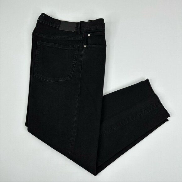 Everlane Women's NWT Coal Black The Way-High Raw Hem‎ Luxury Jean W30-32/L27.5 - Picture 2 of 10